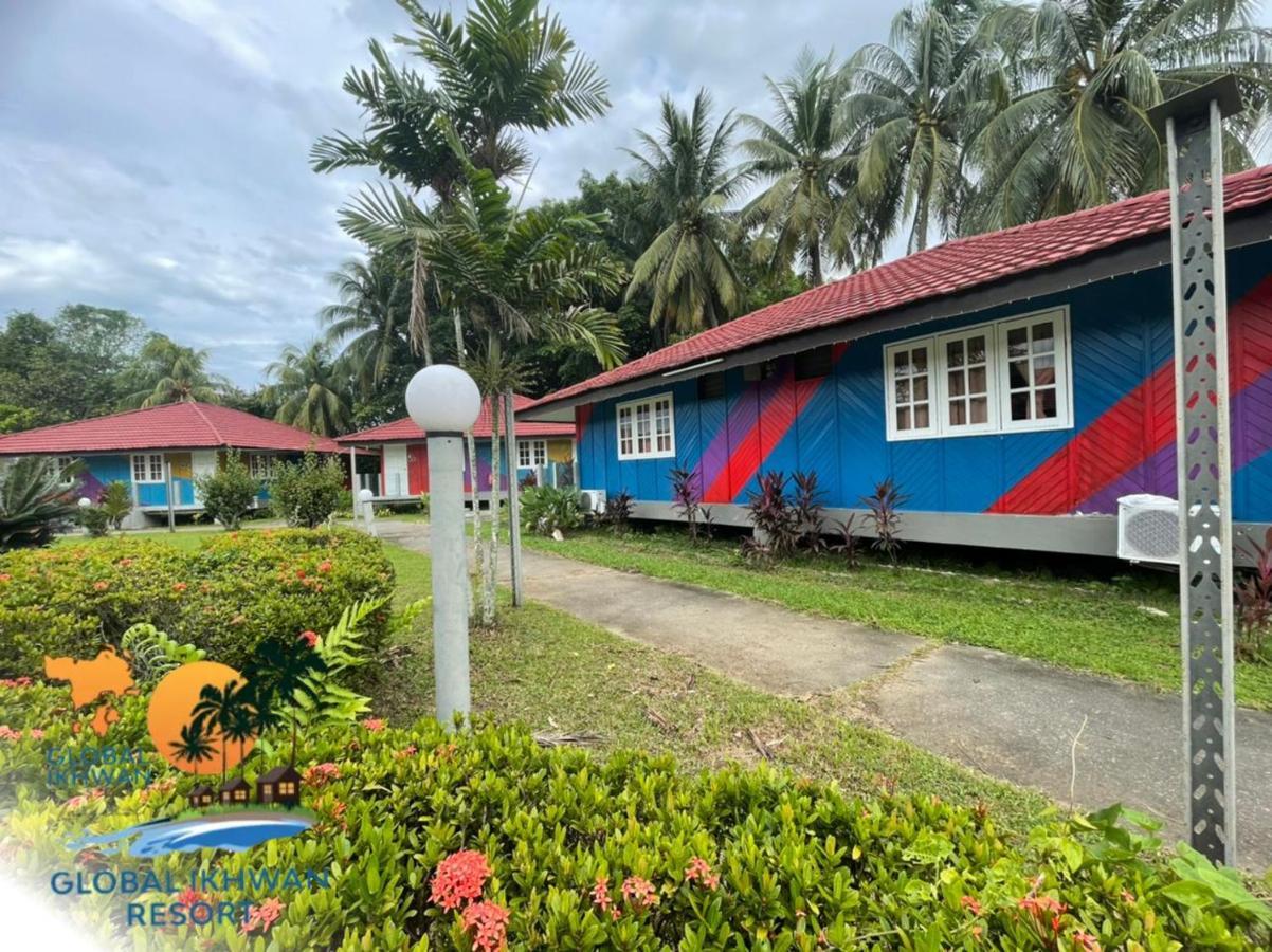 Global Ikhwan Resort Kuah Exteriör bild