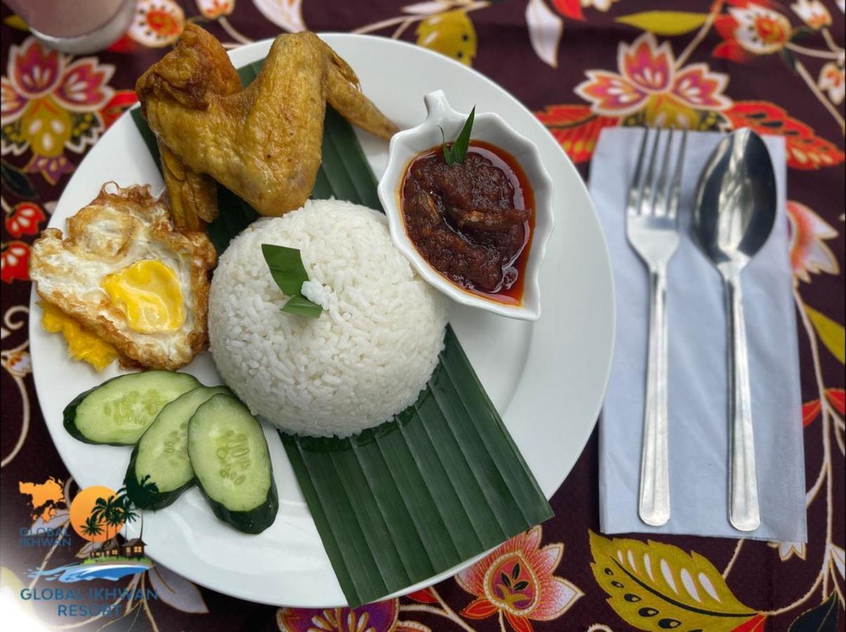 Global Ikhwan Resort Kuah Exteriör bild